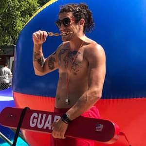 Meet your Posher, Athos